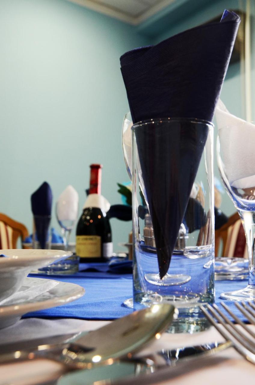 Hotel Mk, Plavi Restoran, לוזניצה מראה חיצוני תמונה